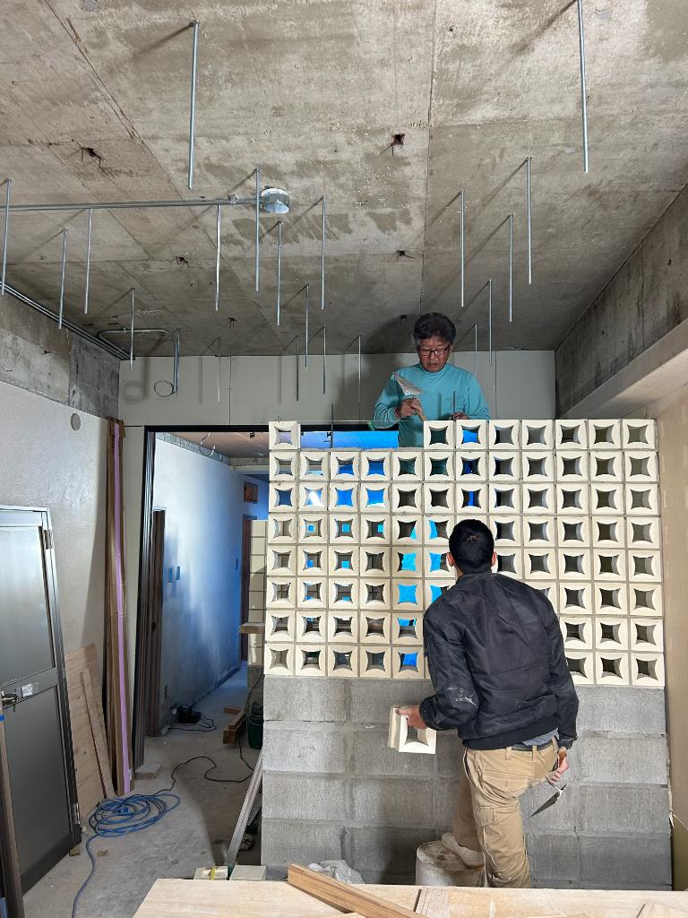 施工中